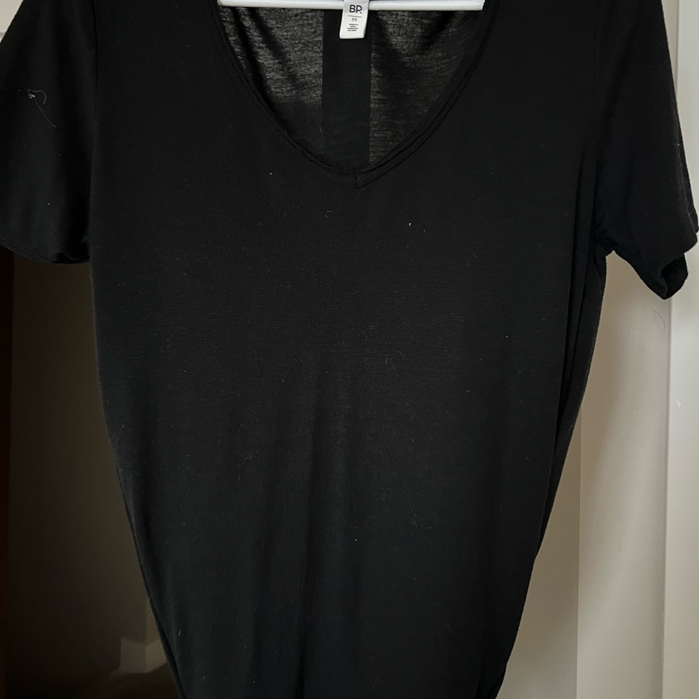 low cut black everyday tee
